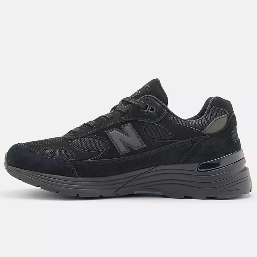 New Balance Made in USA Women's Size 8 Triple Black Running Shoes Sneakers